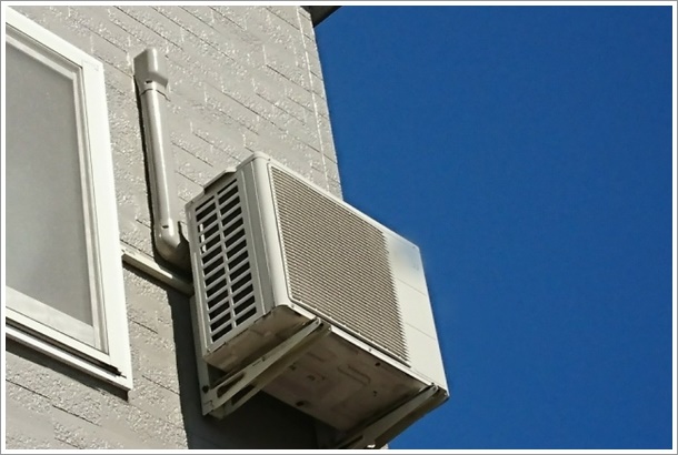 �ǖʐݒu�̎��O�@